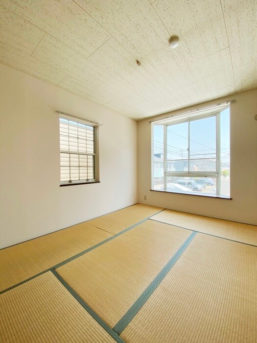 物件内観写真8　(居室)