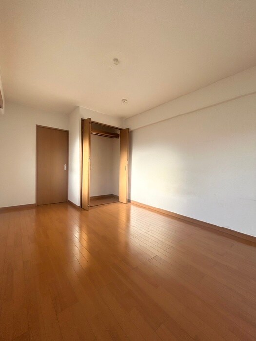 物件内観写真13　(居室)