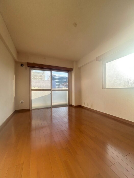 物件内観写真19　(居室)