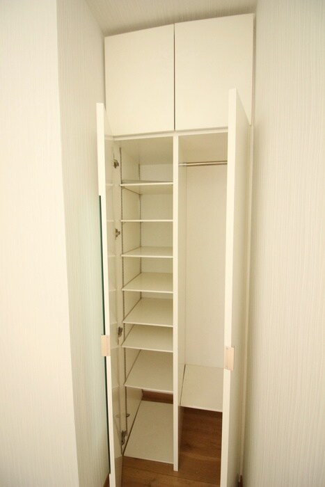 物件内観写真10　(収納)