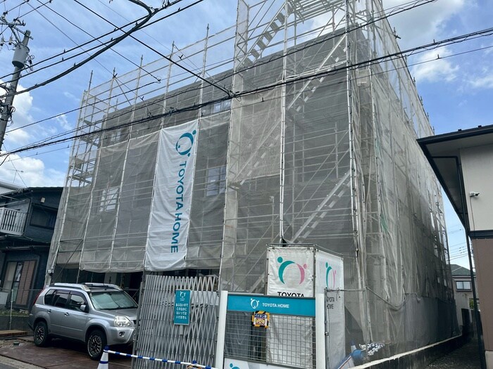 物件外観写真2　(建築中)