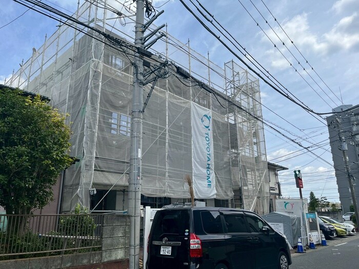 物件外観写真3　(建築中)