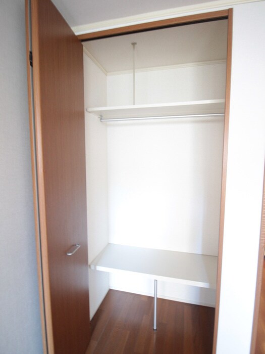 物件内観写真11　(収納)