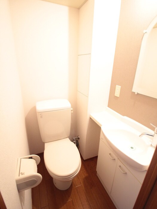 物件内観写真13　(トイレ)