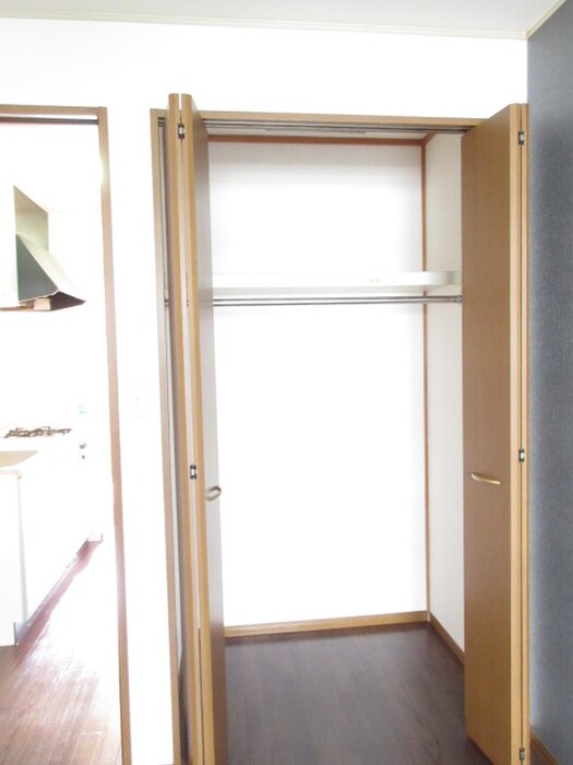 物件内観写真8　(収納)