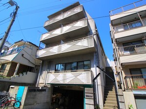 ロイヤルビル外観写真