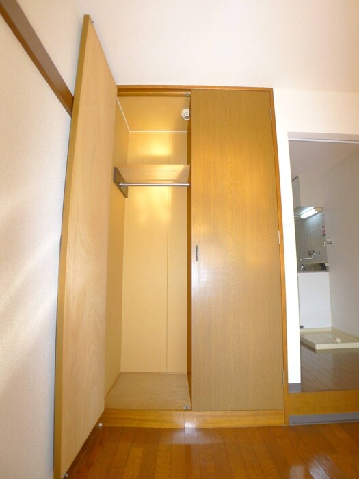 物件内観写真9　(収納)