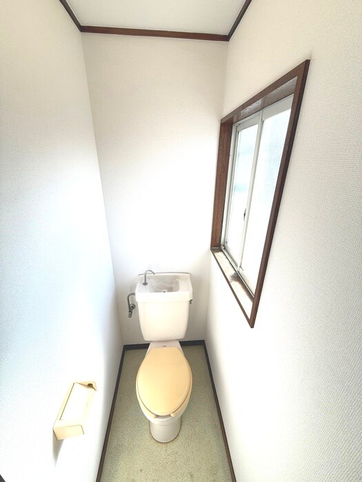 物件内観写真11　(トイレ)