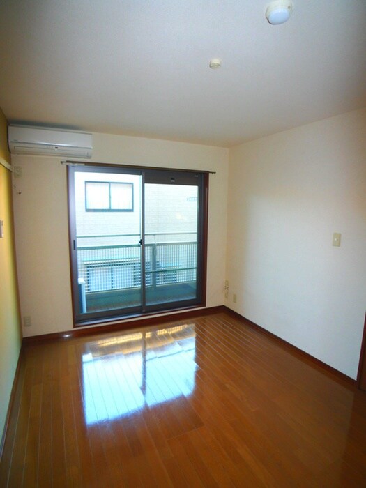 物件内観写真12　(居室)