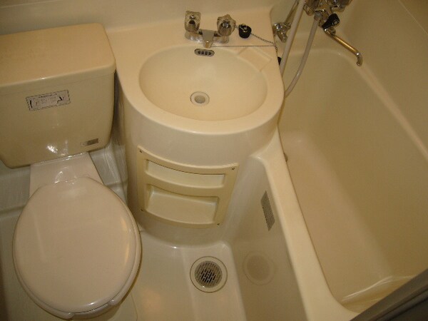 バス／シャワールーム等