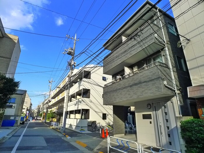 物件外観写真3　(周辺環境)