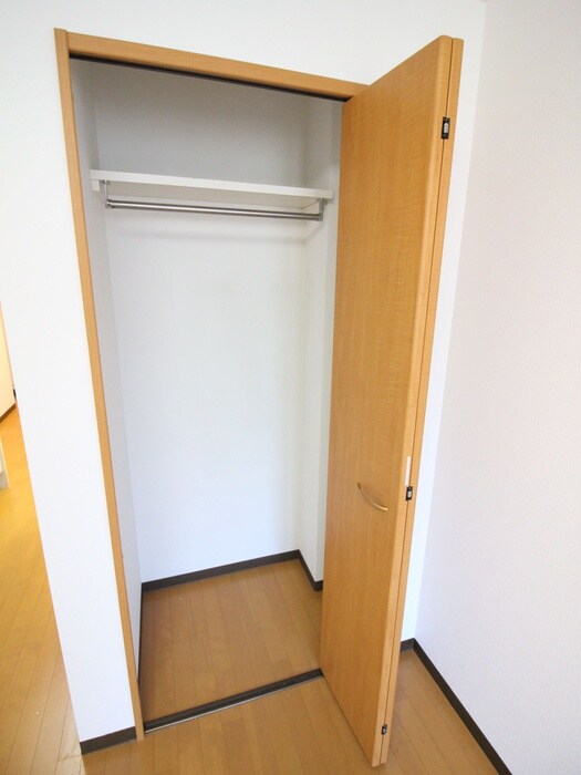 物件内観写真15　(収納)