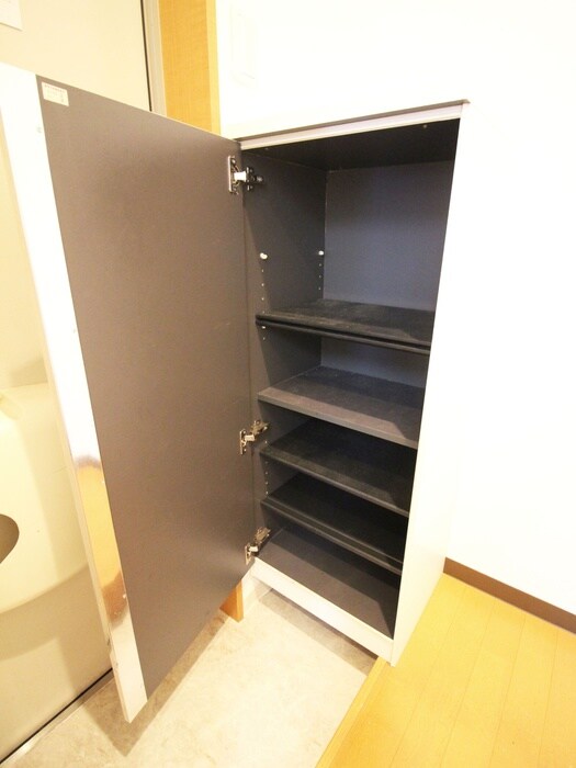 物件内観写真18　(靴箱)