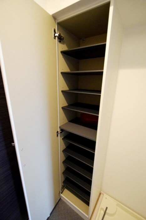 物件内観写真17　(靴箱)