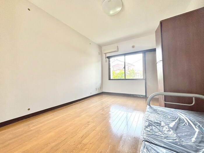 物件内観写真8　(居室)