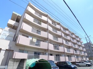 東和ロイヤルハイツ外観写真