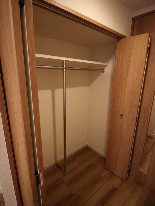 物件内観写真11　(収納)