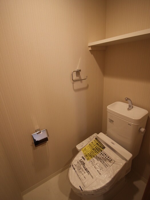 物件内観写真14　(トイレ)