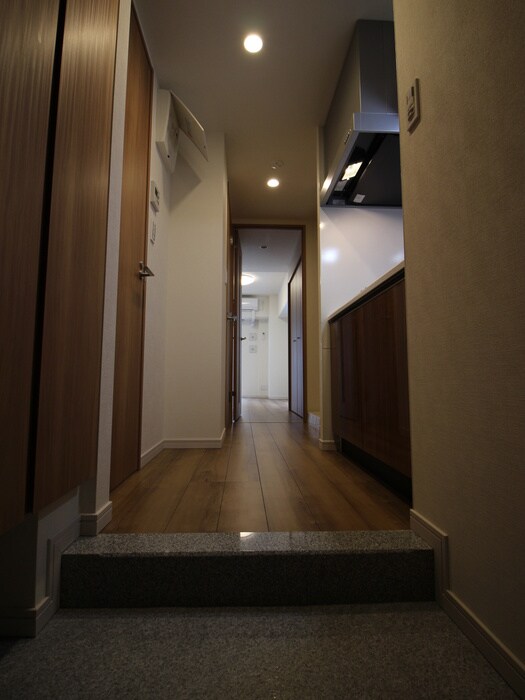 物件内観写真20　(廊下)