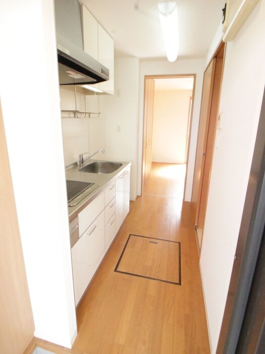 物件内観写真21　(廊下)