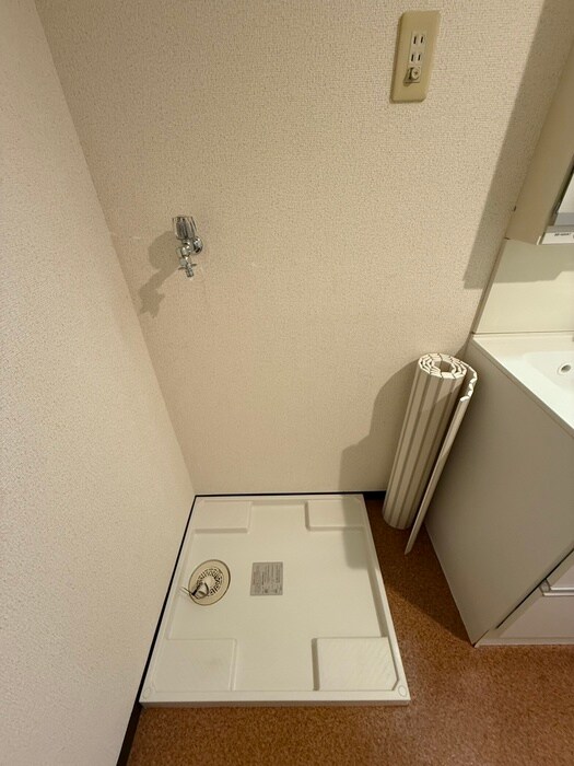 物件内観写真19　(洗濯機置場)