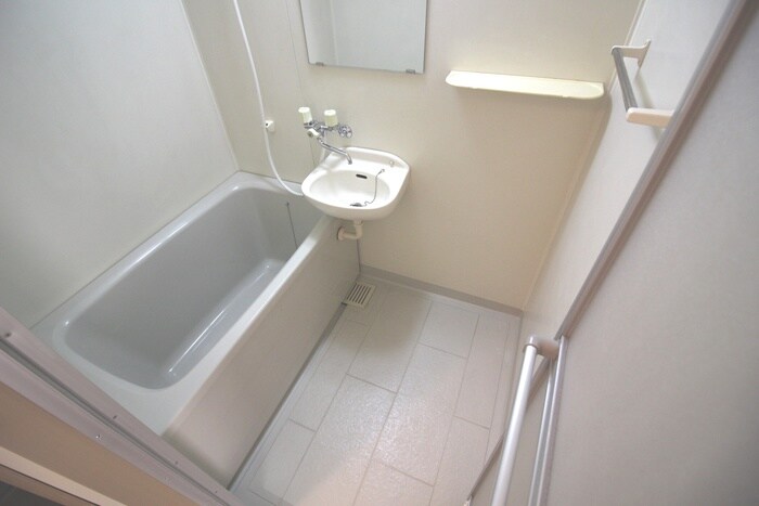 物件内観写真13　(バス／シャワールーム等)