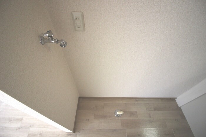 物件内観写真19　(洗濯機置場)
