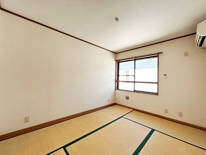 物件内観写真8　(居室)