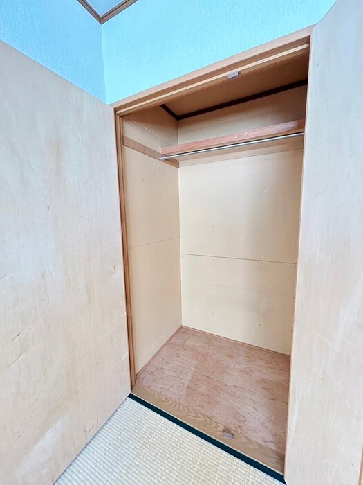 物件内観写真11　(収納)