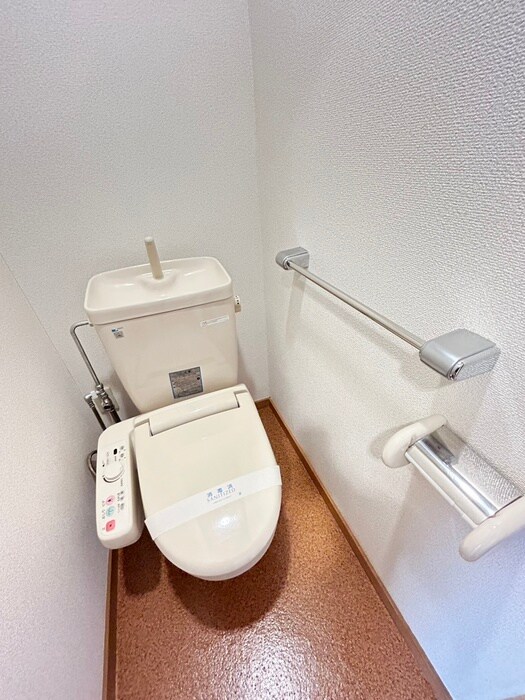 物件内観写真14　(トイレ)