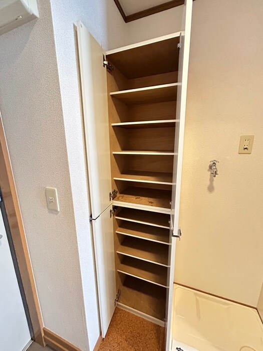 物件内観写真18　(靴箱)