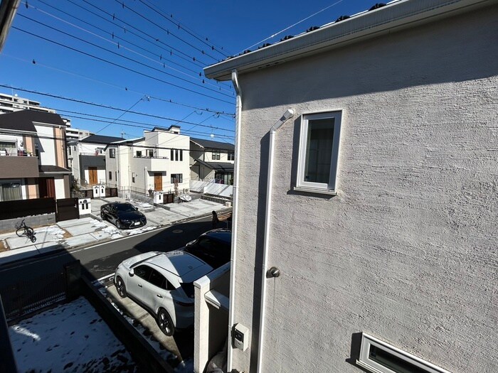 物件内観写真21　(室内からの展望)