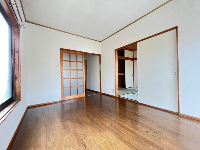 物件内観写真4　(居室)