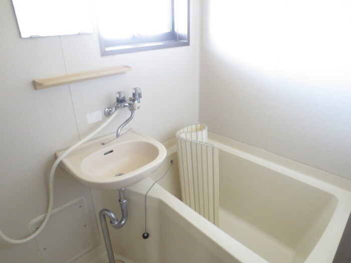 物件内観写真10　(バス／シャワールーム等)