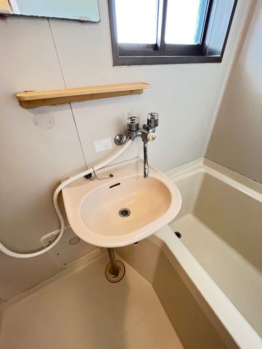 物件内観写真15　(洗面)