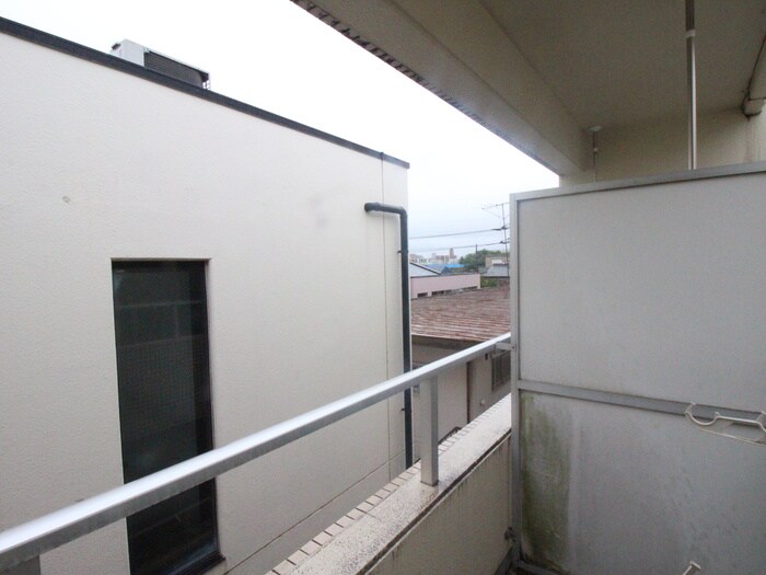 物件内観写真22　(室内からの展望)