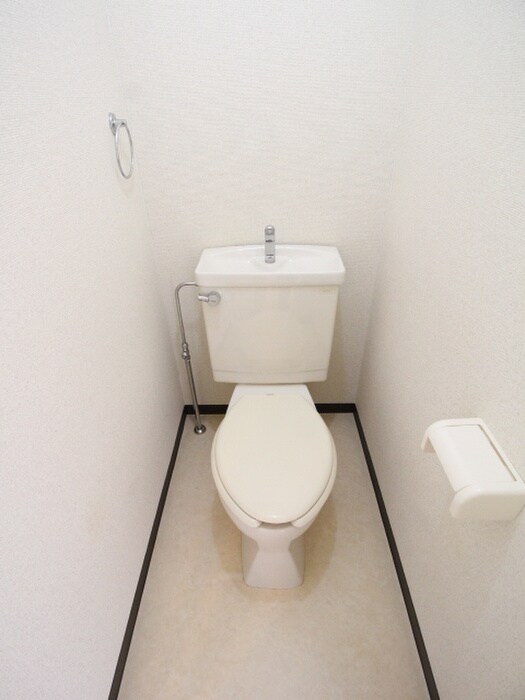 物件内観写真12　(トイレ)