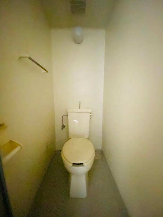 物件内観写真9　(トイレ)
