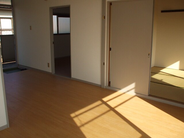 物件内観写真8　(内観写真)