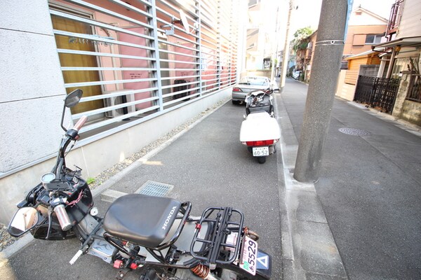 バイク置き場