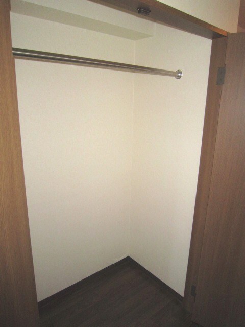 物件内観写真13　(収納)