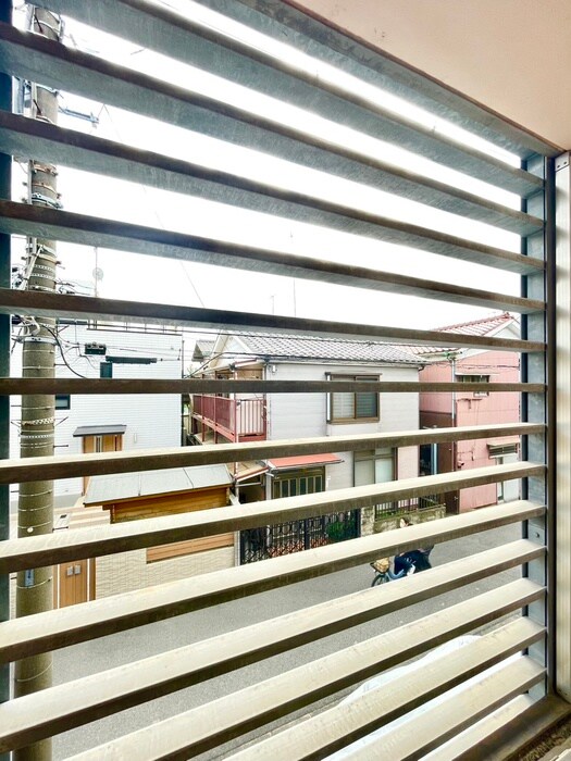 物件内観写真21　(室内からの展望)