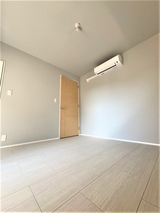 物件内観写真18　(居室)