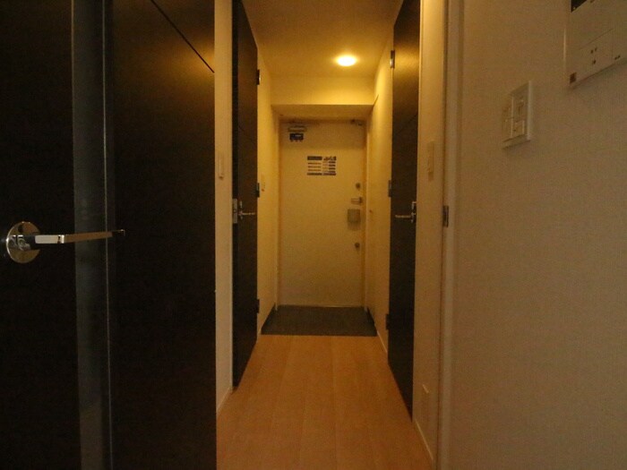 物件内観写真22　(廊下)