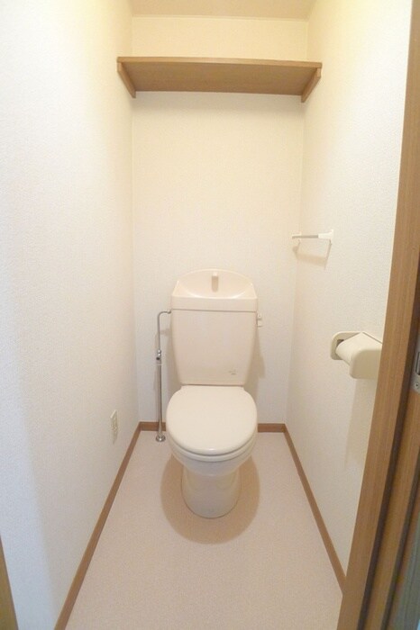 物件内観写真14　(トイレ)