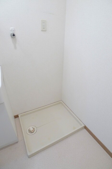 物件内観写真19　(洗濯機置場)