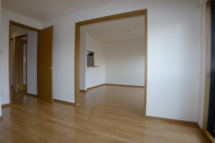 物件内観写真21　(居室)