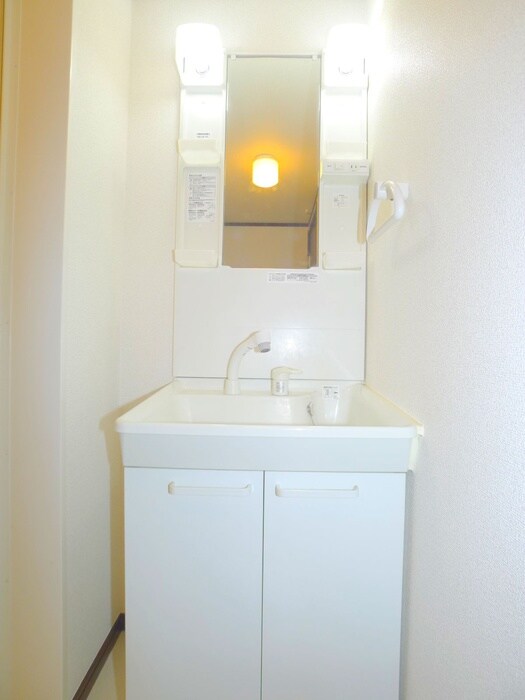 物件内観写真13　(洗面)