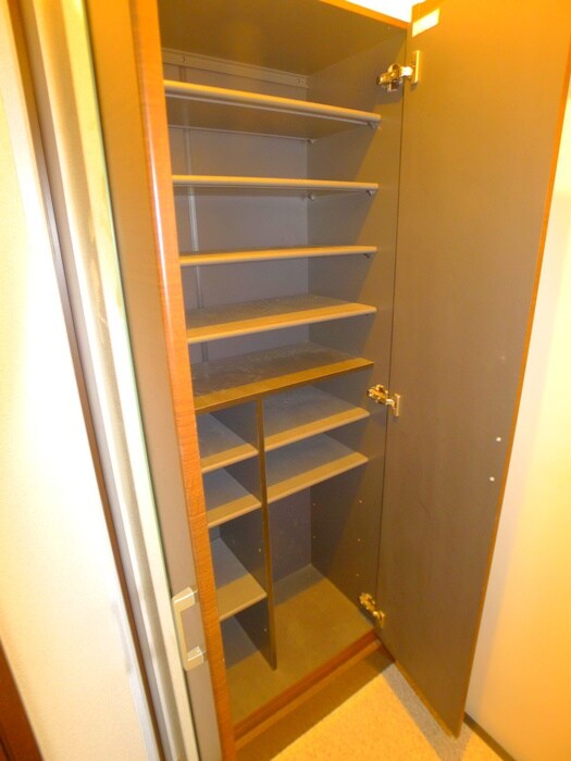 物件内観写真17　(靴箱)