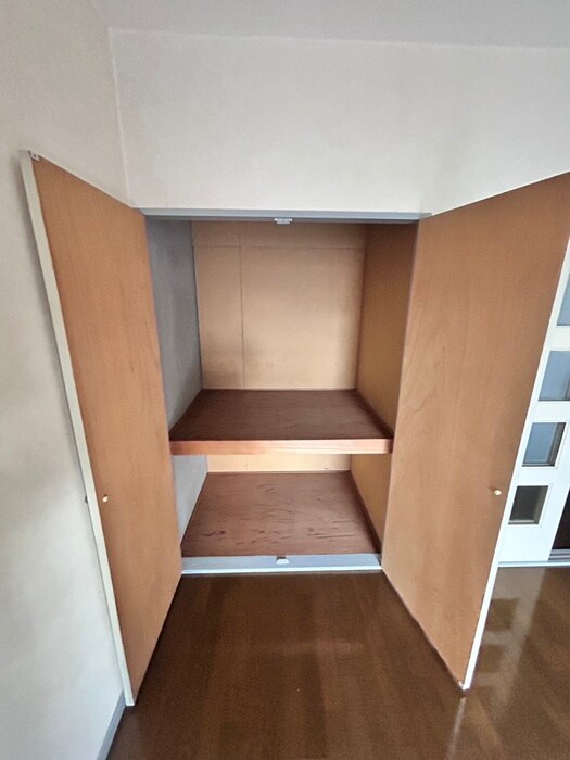 物件内観写真12　(収納)